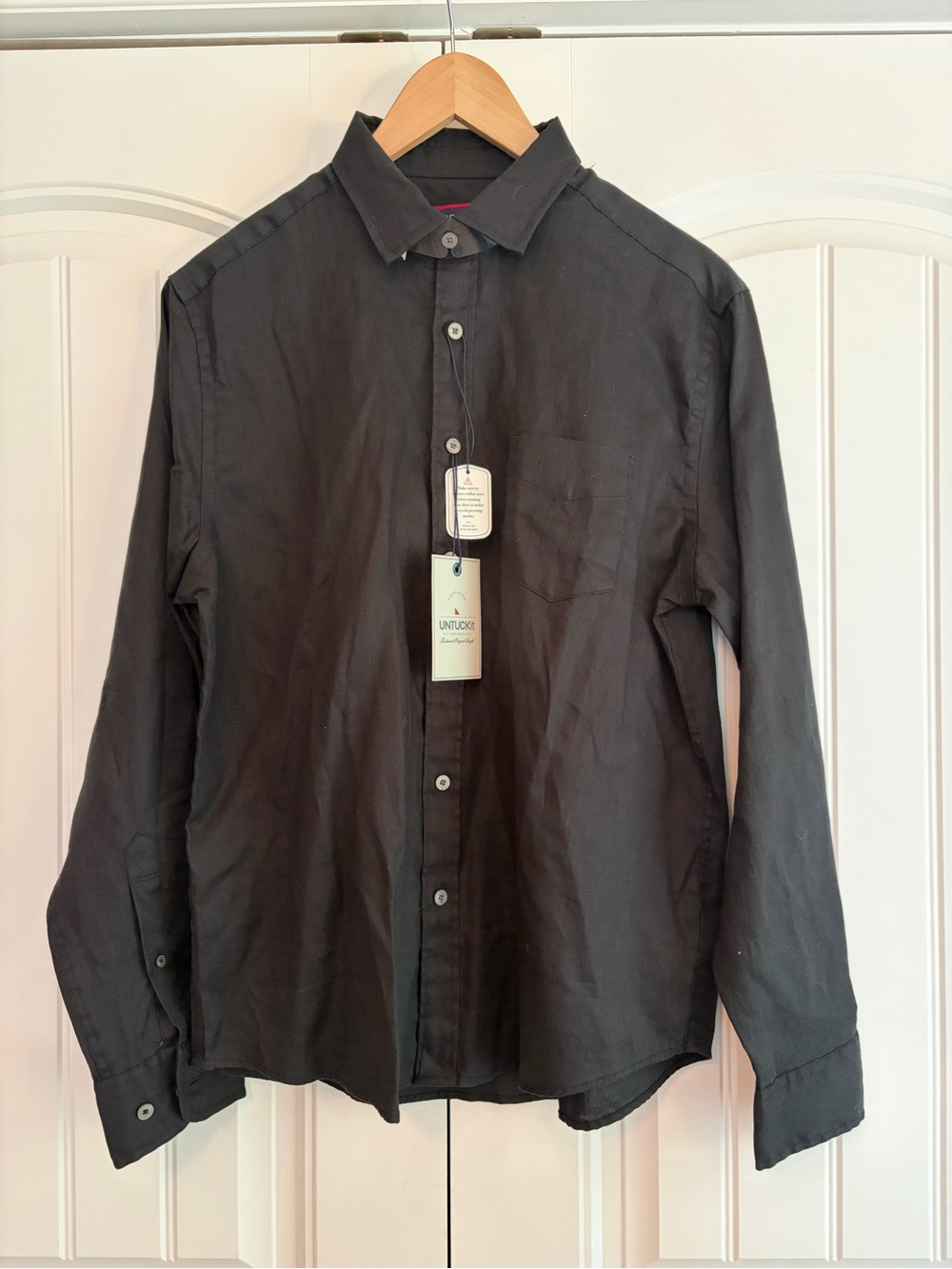 UNTUCKit Vin Santo WR Black Linen Button Down Shirt Men's Sz Med Regular Fit NWT